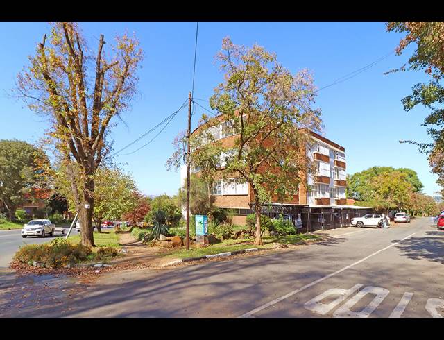 3 BEDROOM APARTMENT FOR SALE IN CYRILDENE